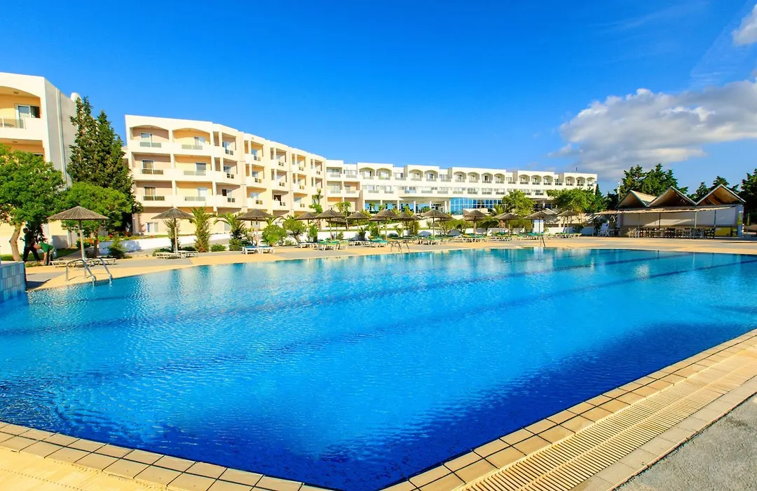 Sovereign Beach Hotel-1